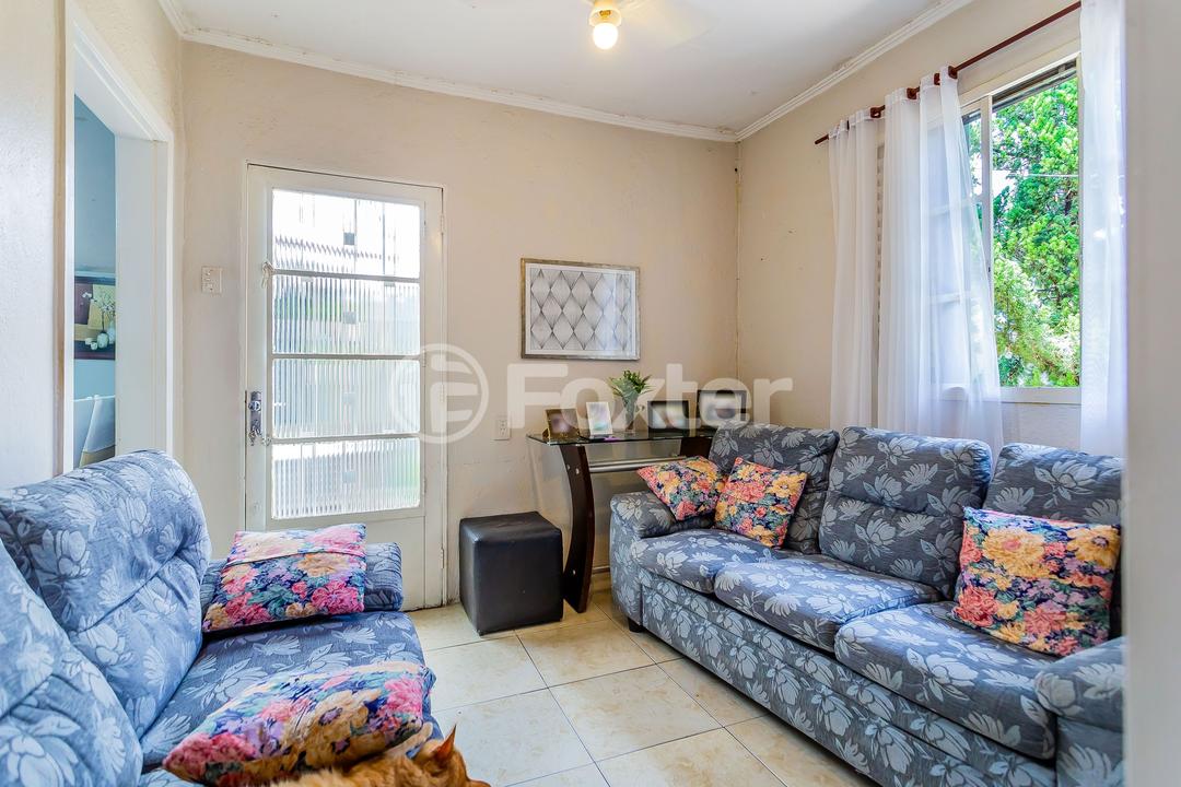 Casa à venda com 3 quartos, 90m² - Foto 4