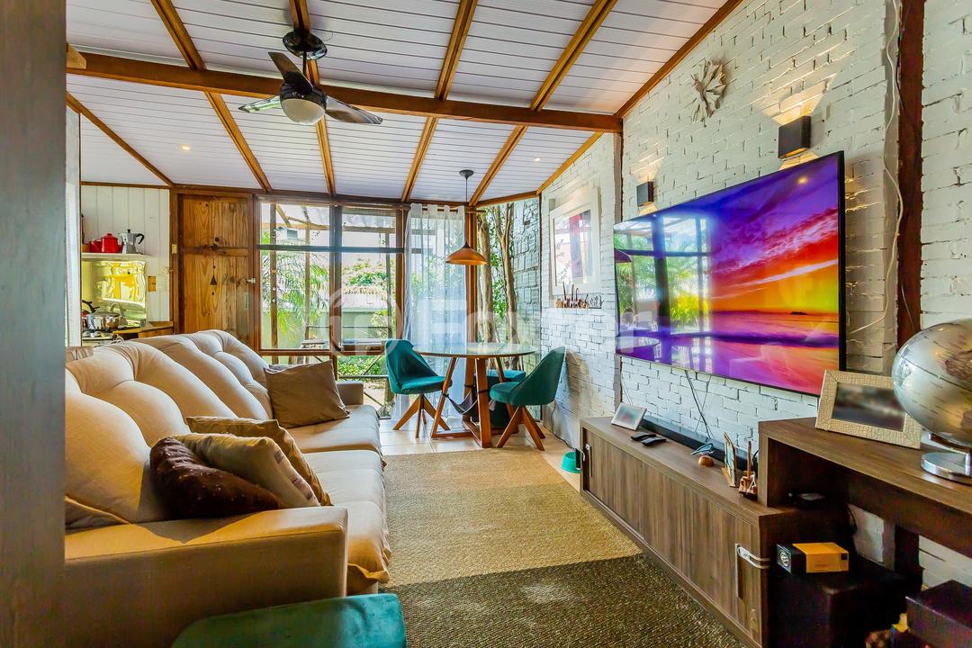Casa à venda com 3 quartos, 90m² - Foto 8