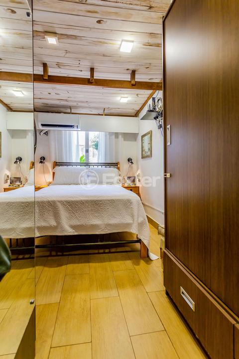 Casa à venda com 3 quartos, 90m² - Foto 12