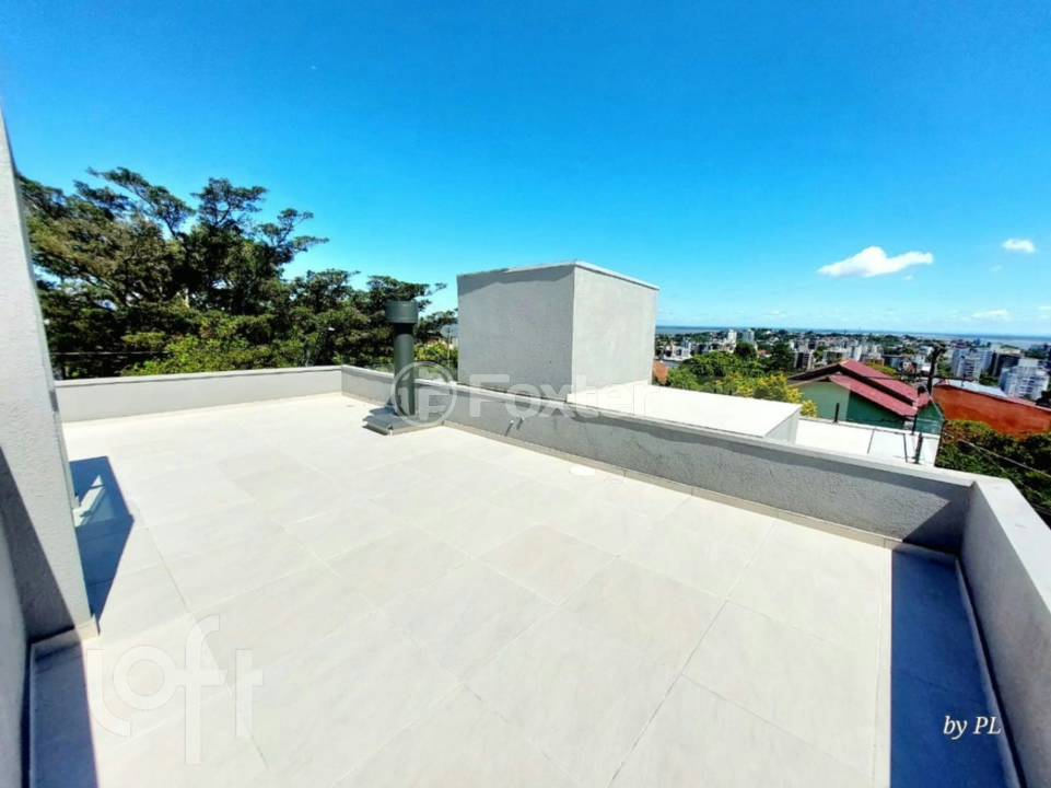 Casa à venda com 3 quartos, 96m² - Foto 1
