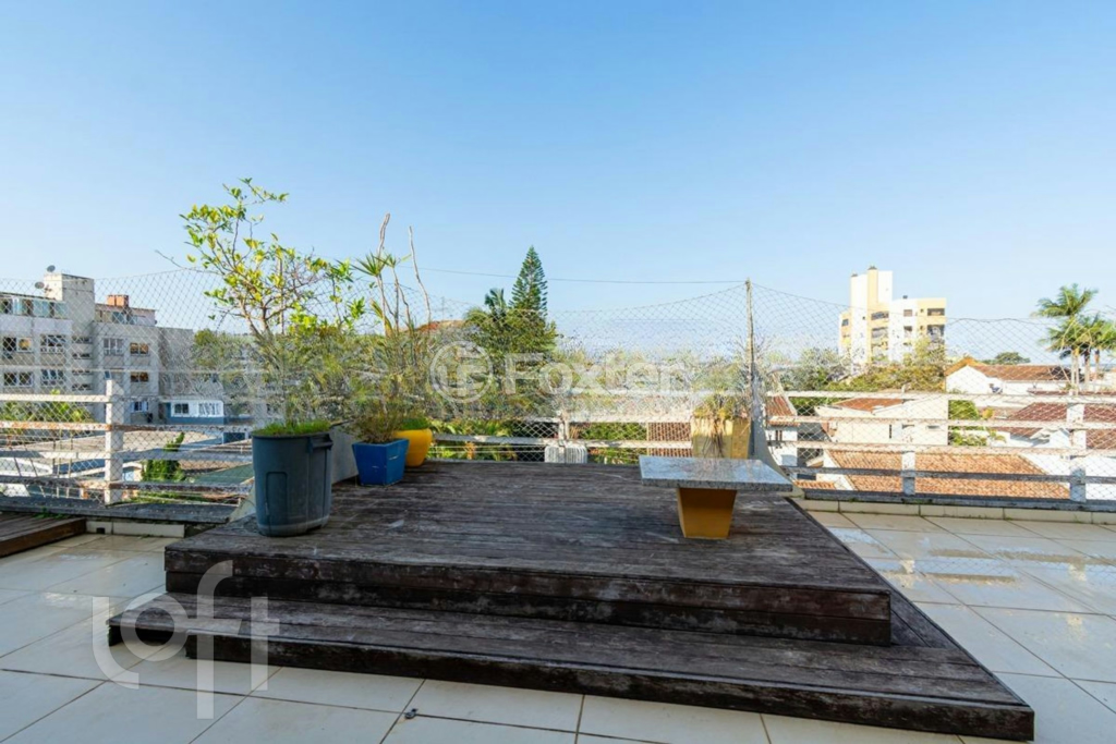 Apartamento à venda com 3 quartos, 233m² - Foto 3