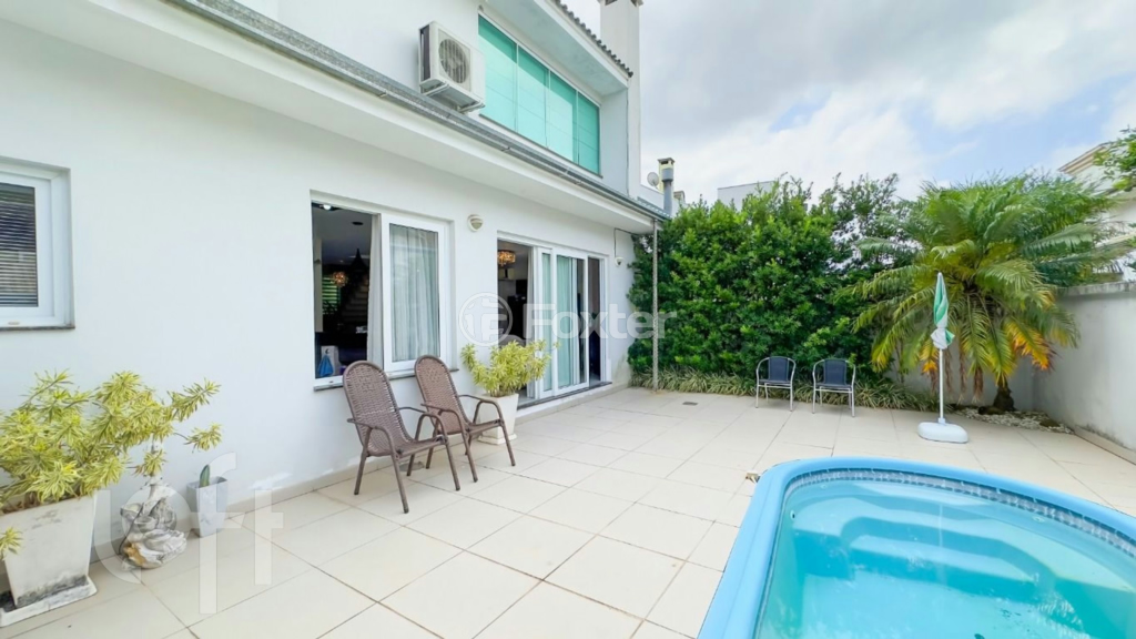 Casa à venda com 3 quartos, 300m² - Foto 12