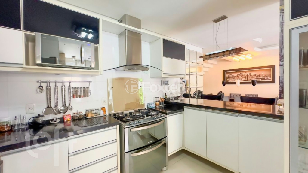Casa à venda com 3 quartos, 300m² - Foto 7