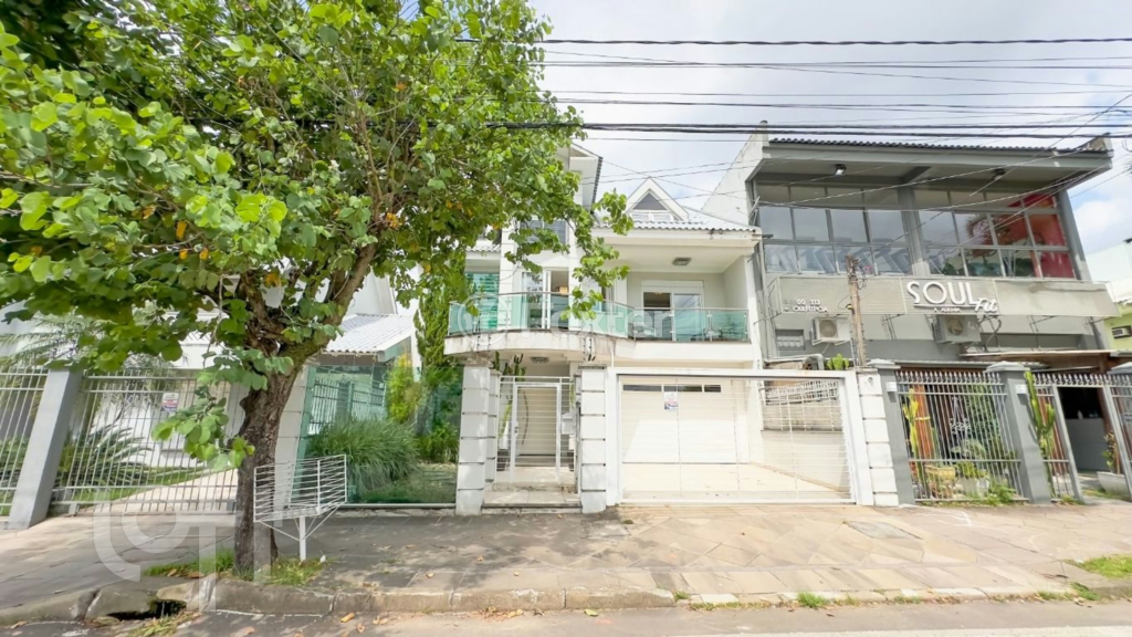 Casa à venda com 3 quartos, 300m² - Foto 38
