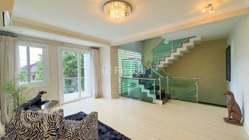 Casa à venda com 3 quartos, 300m² - Foto 17