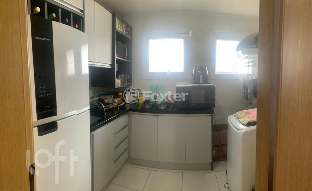 Apartamento à venda com 2 quartos, 62m² - Foto 3