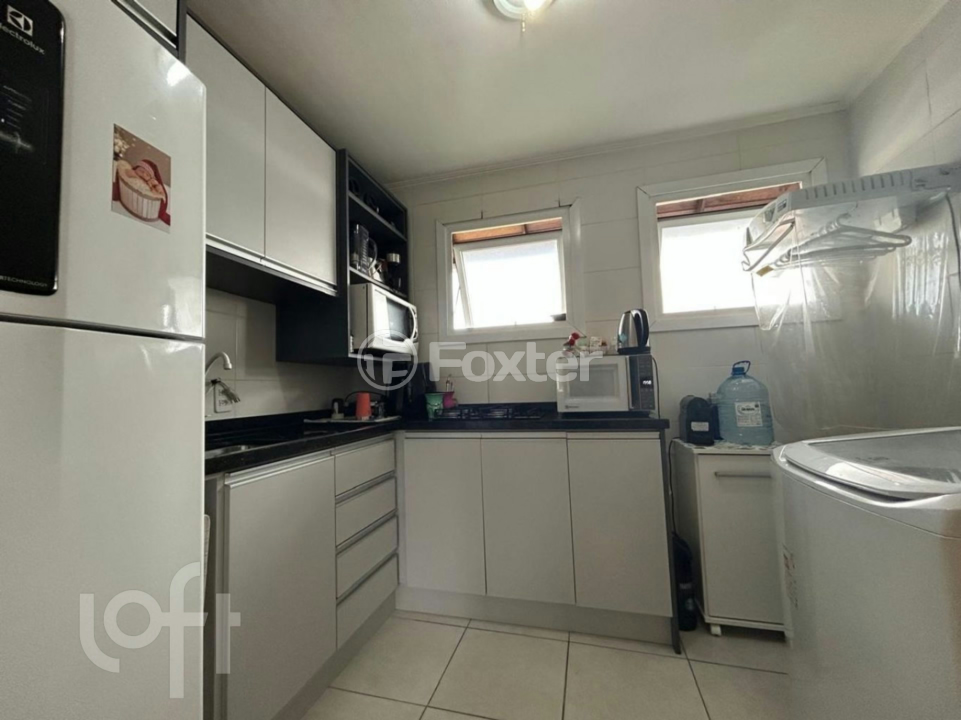 Apartamento à venda com 2 quartos, 62m² - Foto 19