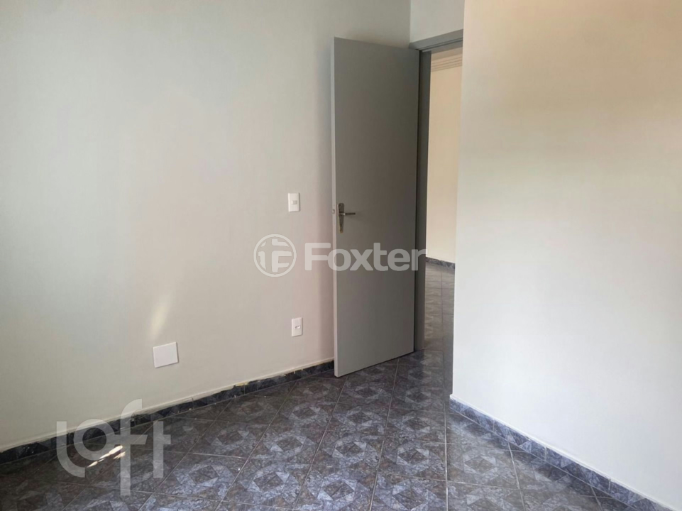 Apartamento à venda com 3 quartos, 50m² - Foto 4