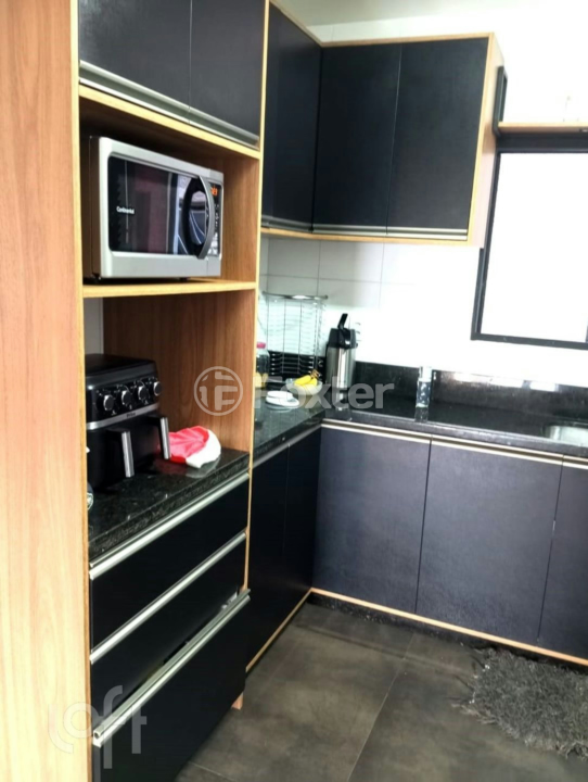 Apartamento à venda com 3 quartos, 107m² - Foto 6