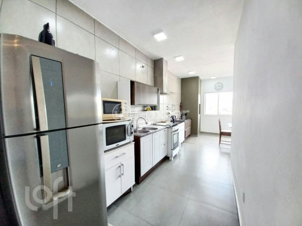 Casa à venda com 4 quartos, 111m² - Foto 11