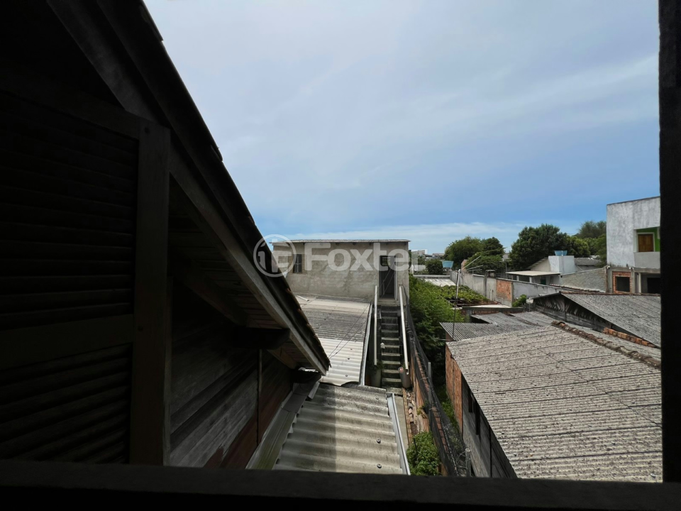 Casa à venda com 4 quartos, 300m² - Foto 11