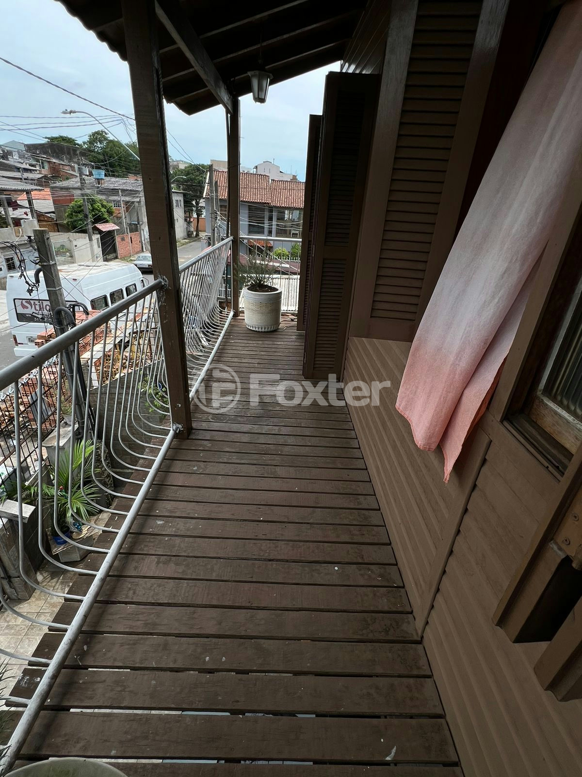 Casa à venda com 4 quartos, 300m² - Foto 2