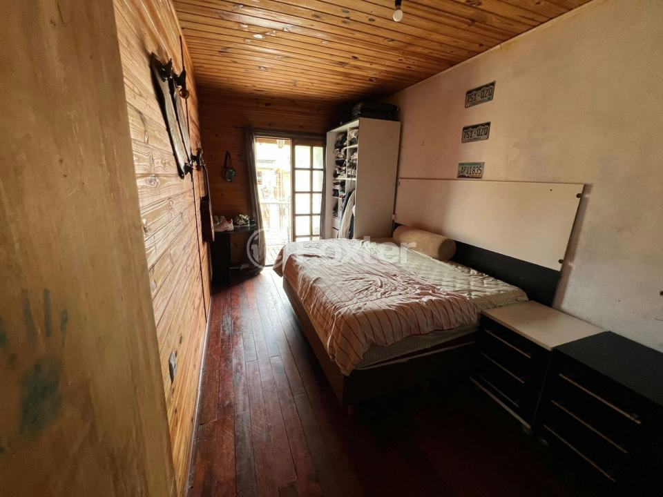Casa à venda com 4 quartos, 300m² - Foto 3