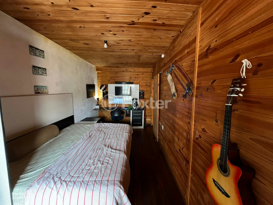 Casa à venda com 4 quartos, 300m² - Foto 4