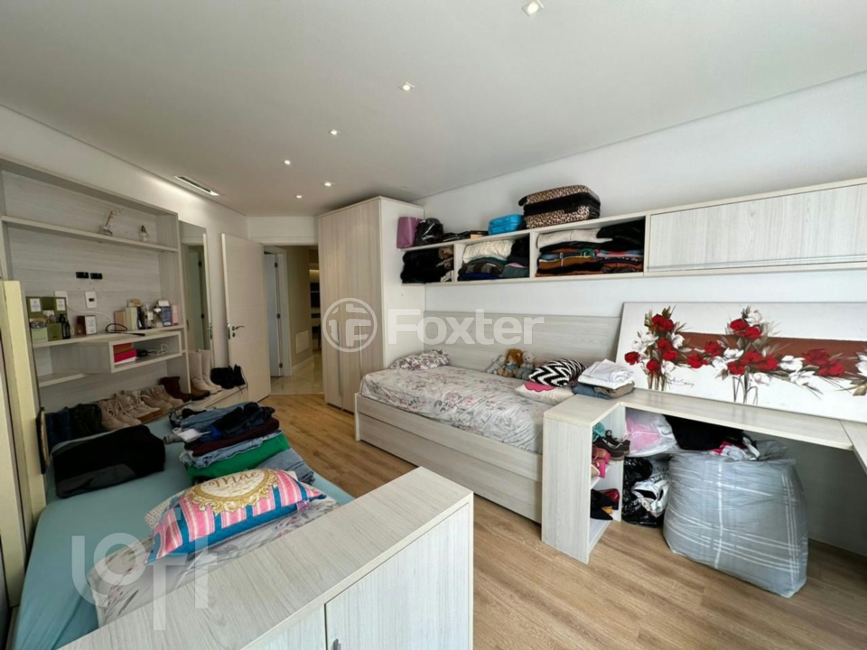 Apartamento à venda com 3 quartos, 194m² - Foto 15