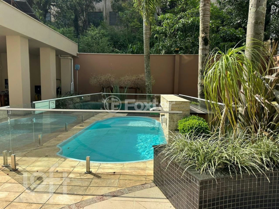 Apartamento à venda com 3 quartos, 194m² - Foto 27