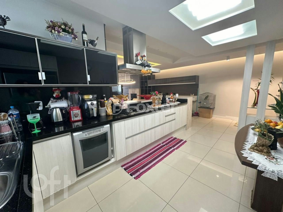 Apartamento à venda com 3 quartos, 194m² - Foto 17