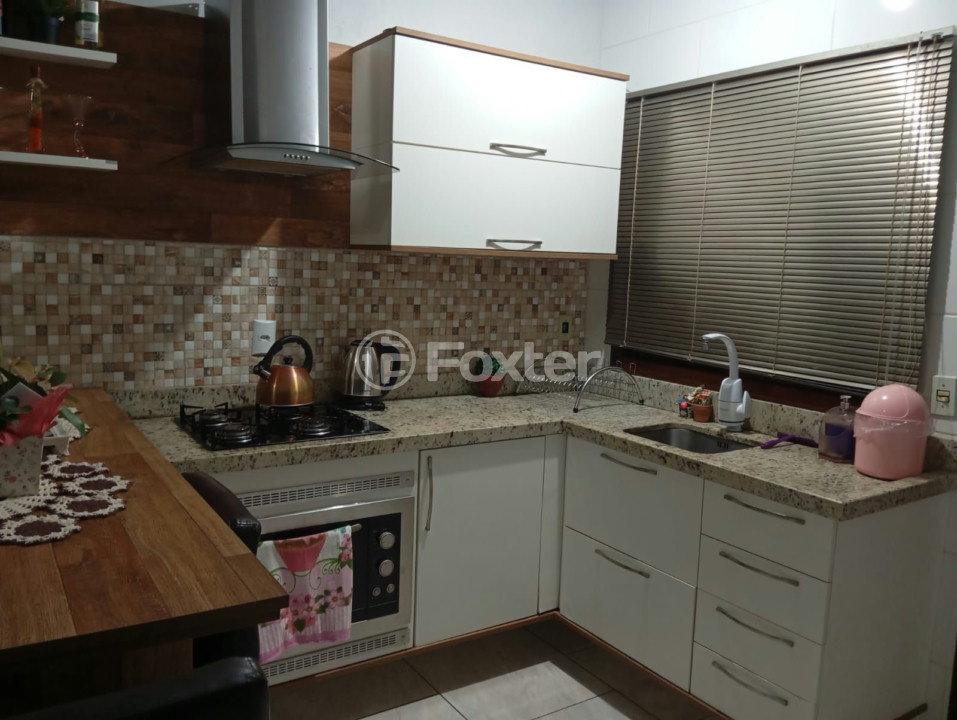 Casa à venda com 2 quartos, 78m² - Foto 10