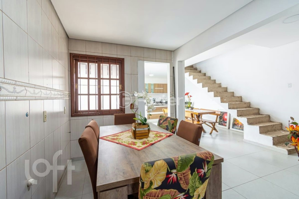 Casa à venda com 3 quartos, 100m² - Foto 3