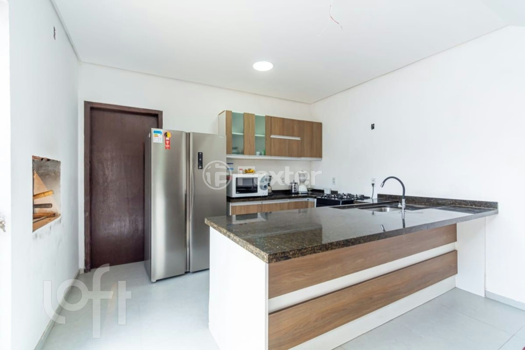 Casa à venda com 3 quartos, 100m² - Foto 4