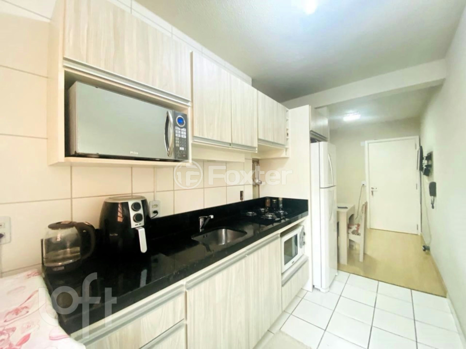 Apartamento à venda com 2 quartos, 66m² - Foto 4