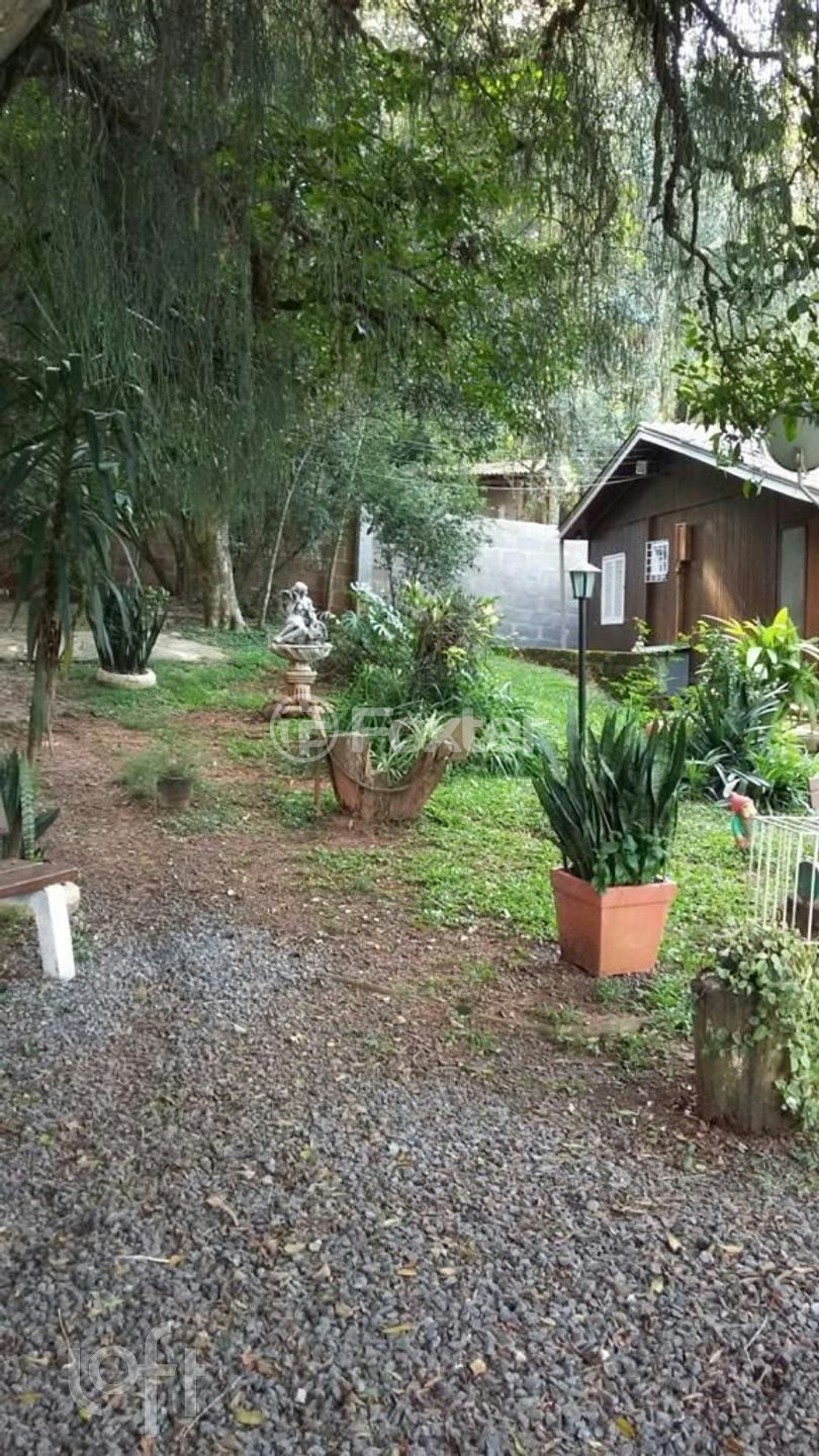 Casa à venda com 3 quartos, 1000m² - Foto 8