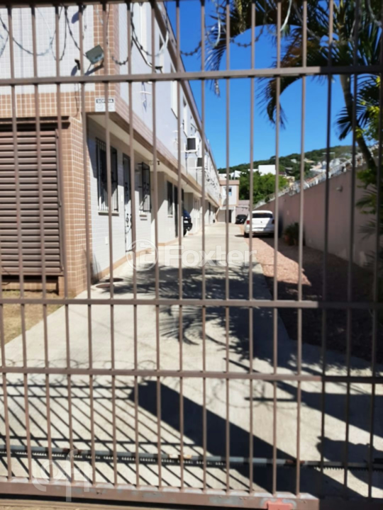 Casa de Condomínio à venda com 2 quartos, 63m² - Foto 3