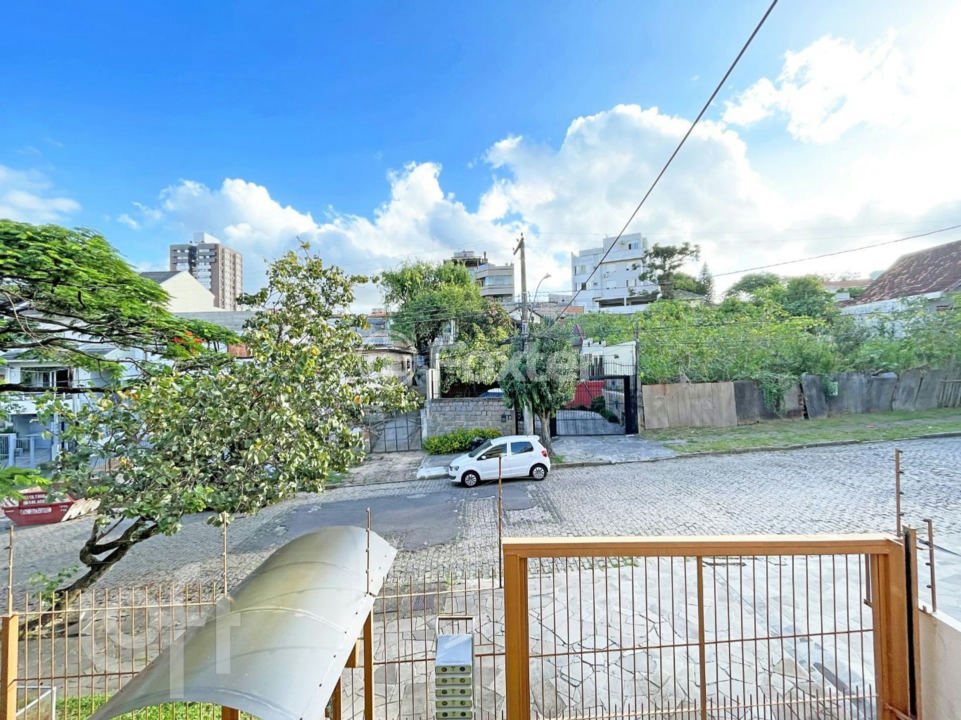 Apartamento à venda com 3 quartos, 97m² - Foto 2