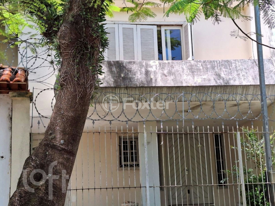 Casa à venda com 3 quartos, 400m² - Foto 1