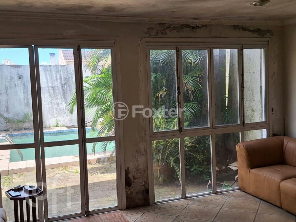 Casa à venda com 3 quartos, 400m² - Foto 2