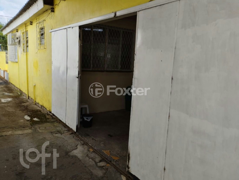 Casa à venda com 2 quartos, 90m² - Foto 13