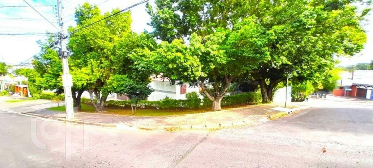 Casa à venda com 4 quartos, 195m² - Foto 3