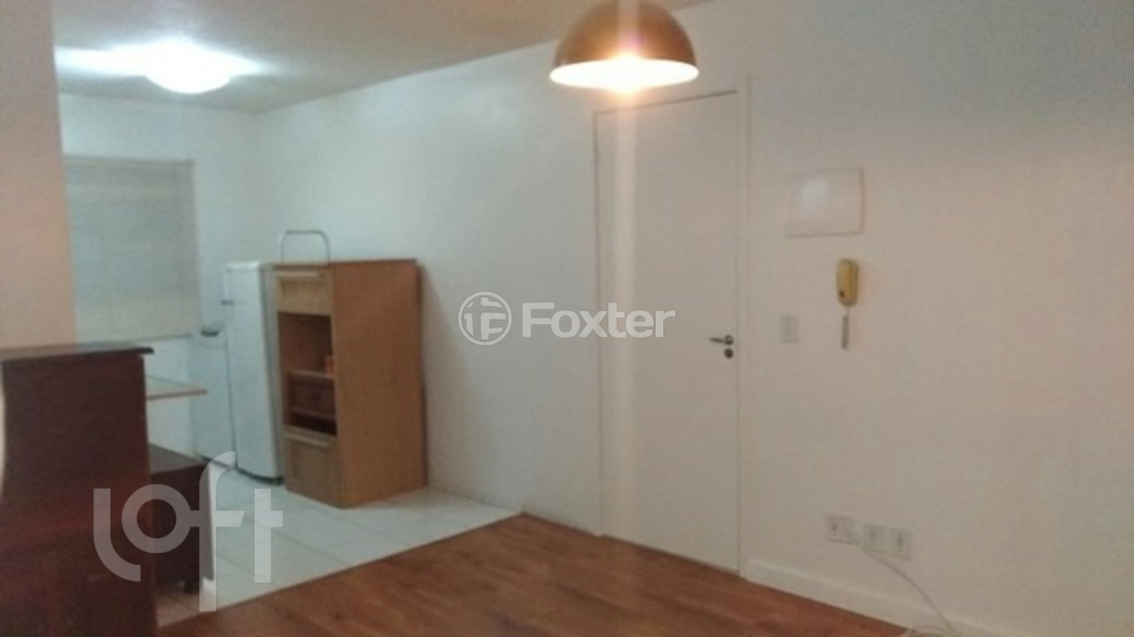 Apartamento à venda com 2 quartos, 42m² - Foto 2