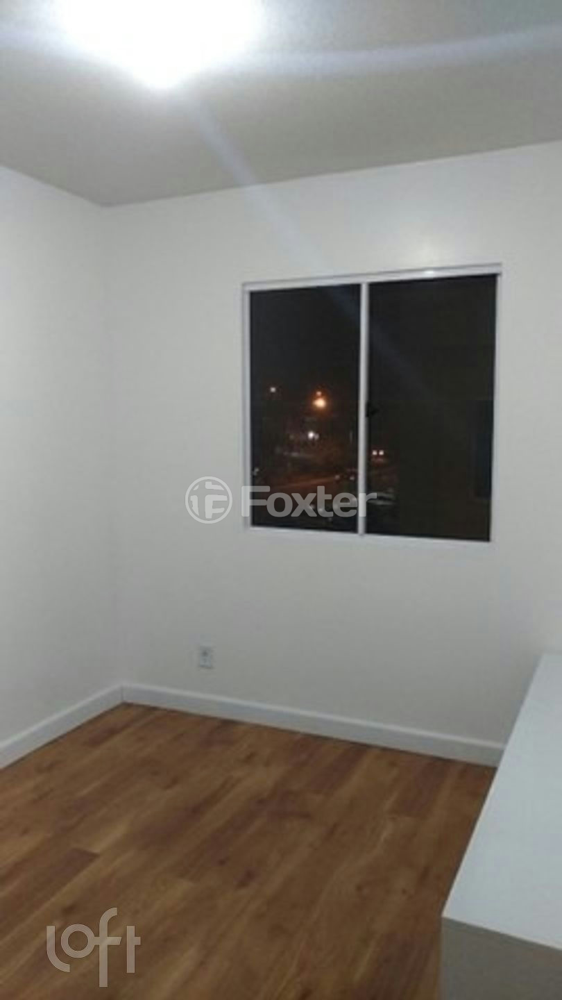 Apartamento à venda com 2 quartos, 42m² - Foto 4