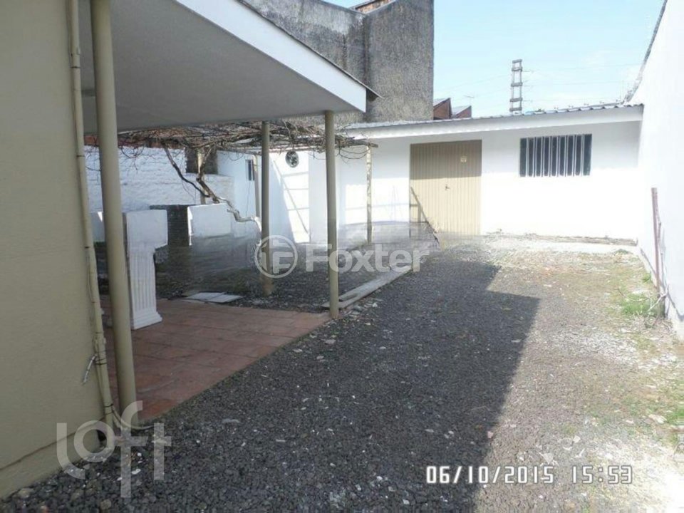 Casa à venda com 2 quartos, 130m² - Foto 3