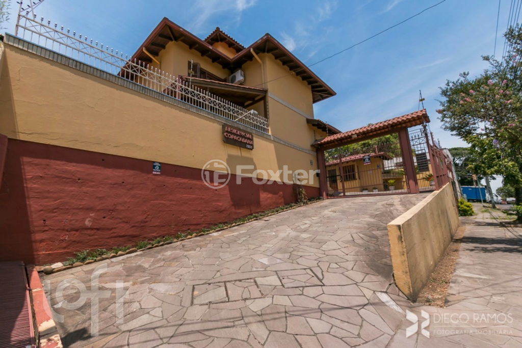 Casa de Condomínio à venda com 3 quartos, 243m² - Foto 26