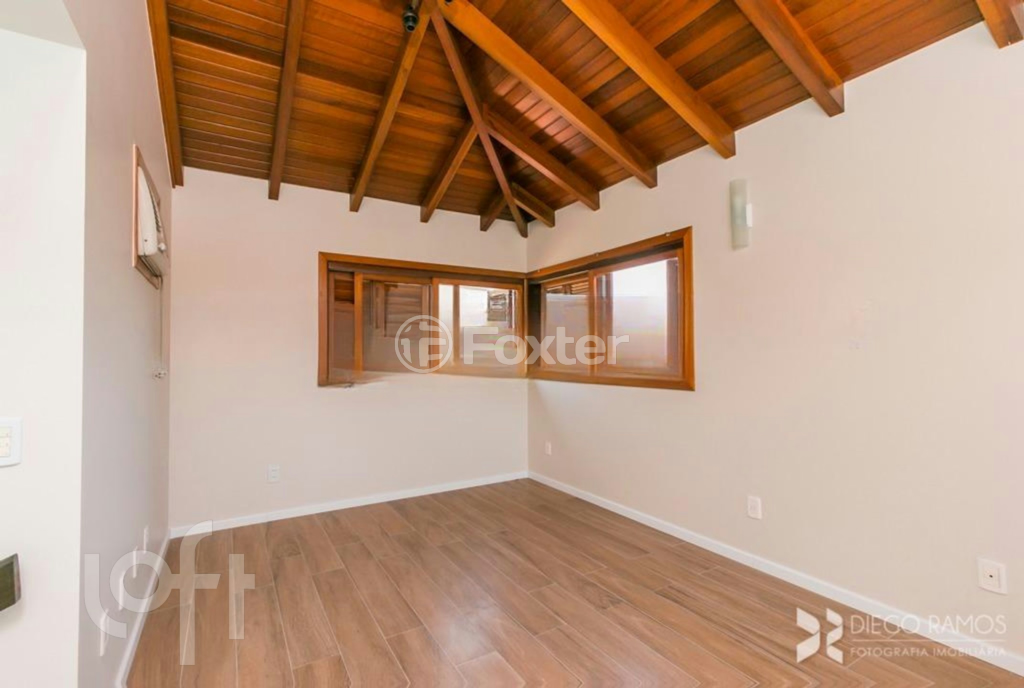 Casa de Condomínio à venda com 3 quartos, 243m² - Foto 15