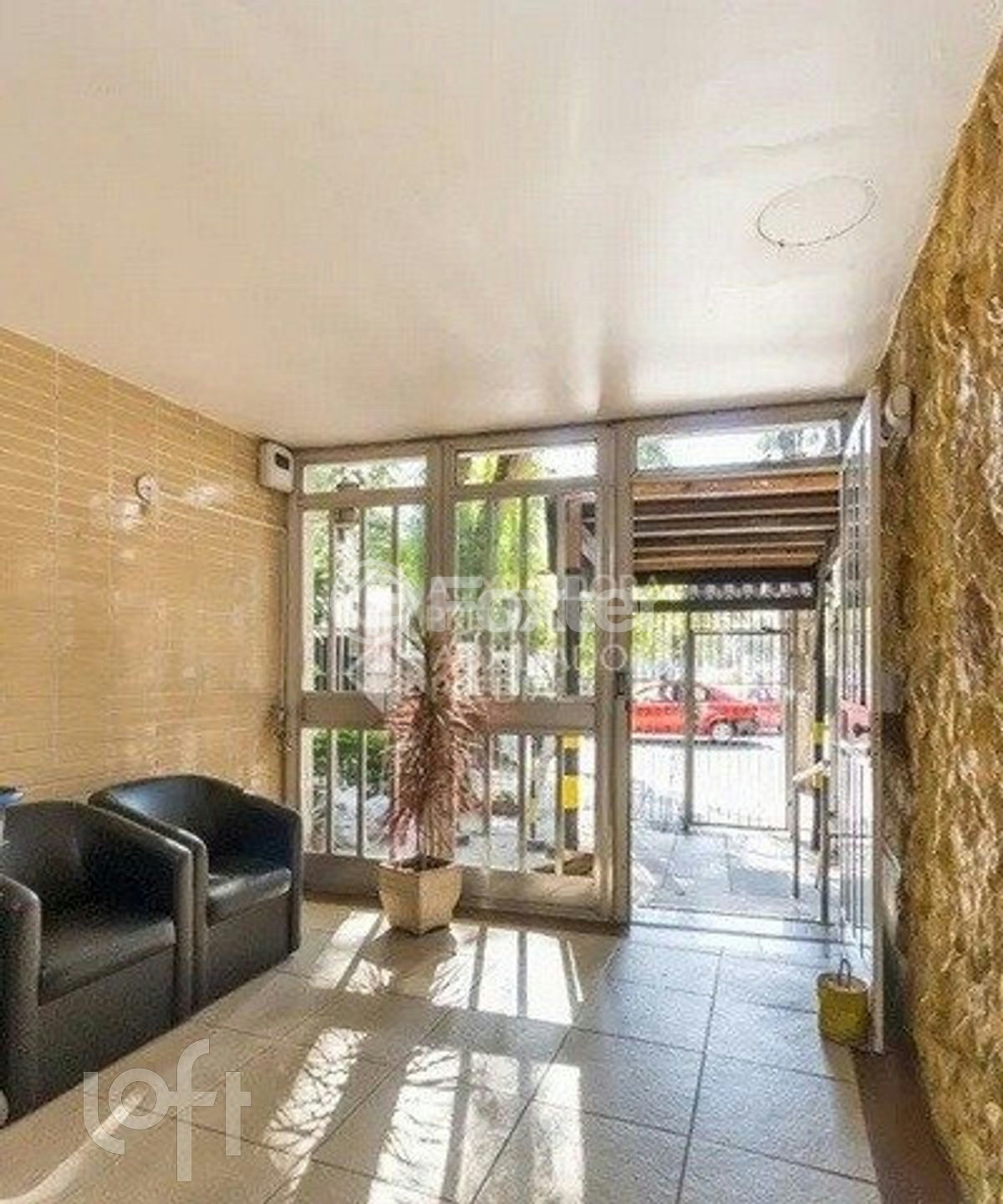 Apartamento à venda com 2 quartos, 72m² - Foto 1
