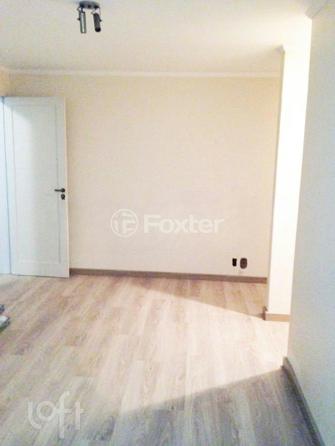 Apartamento à venda com 2 quartos, 72m² - Foto 4