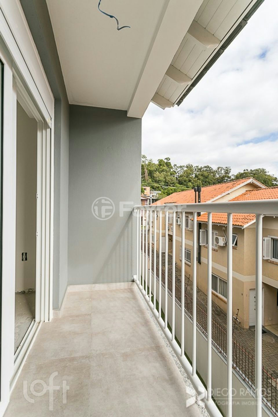 Casa de Condomínio à venda com 3 quartos, 123m² - Foto 1
