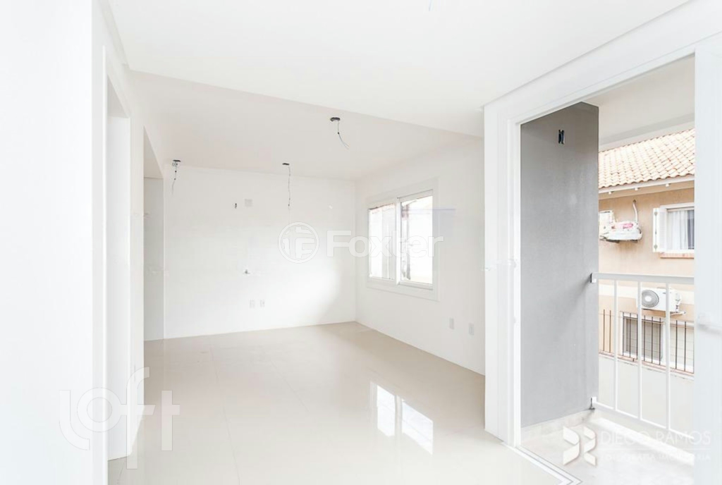 Casa de Condomínio à venda com 3 quartos, 123m² - Foto 3