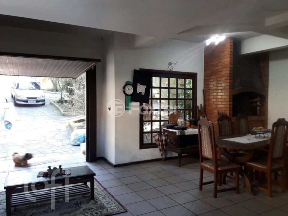 Casa à venda com 6 quartos, 375m² - Foto 3
