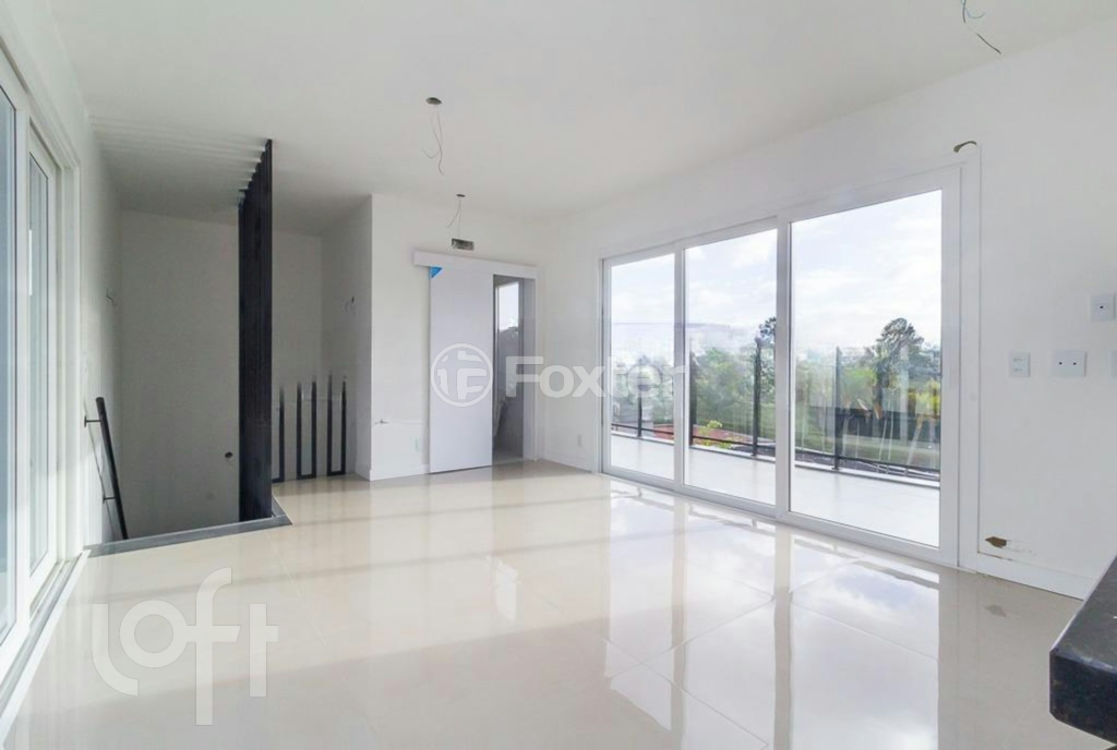 Casa de Condomínio à venda com 3 quartos, 268m² - Foto 4