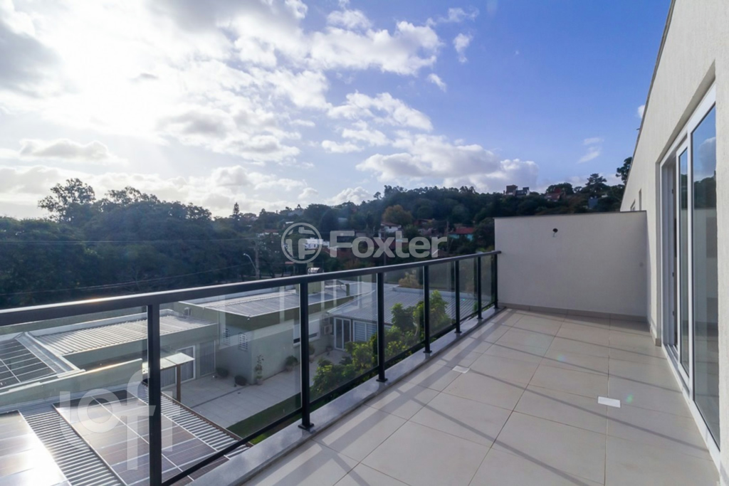 Casa de Condomínio à venda com 3 quartos, 268m² - Foto 2