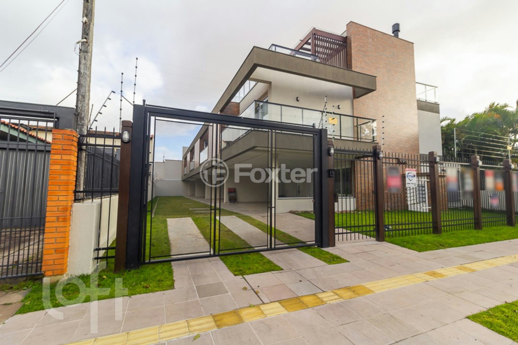 Casa de Condomínio à venda com 3 quartos, 268m² - Foto 1