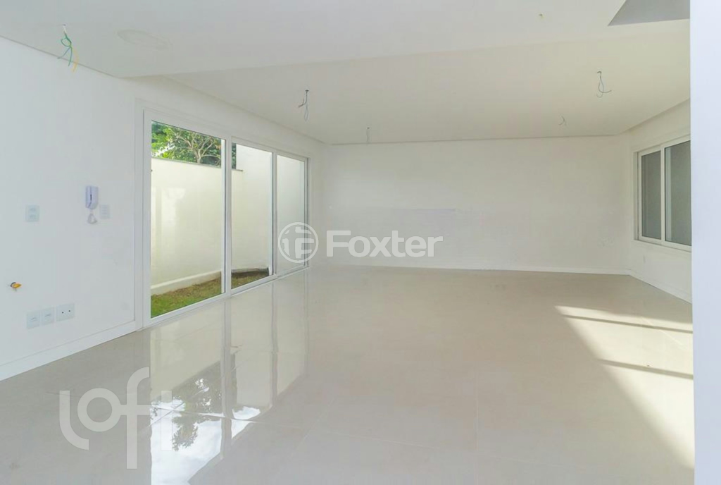 Casa de Condomínio à venda com 3 quartos, 268m² - Foto 35