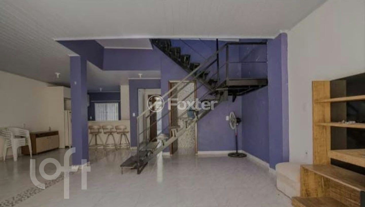 Casa de Condomínio à venda com 3 quartos, 290m² - Foto 3