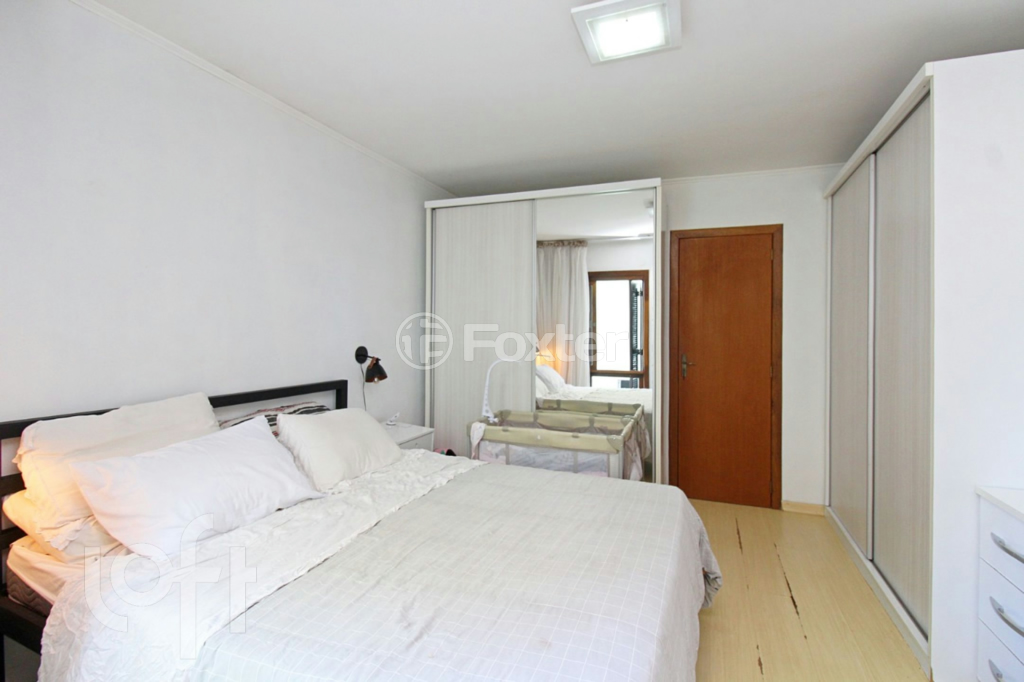 Casa à venda com 3 quartos, 209m² - Foto 12