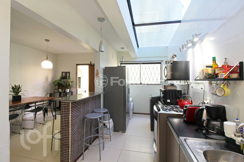 Casa à venda com 3 quartos, 209m² - Foto 10