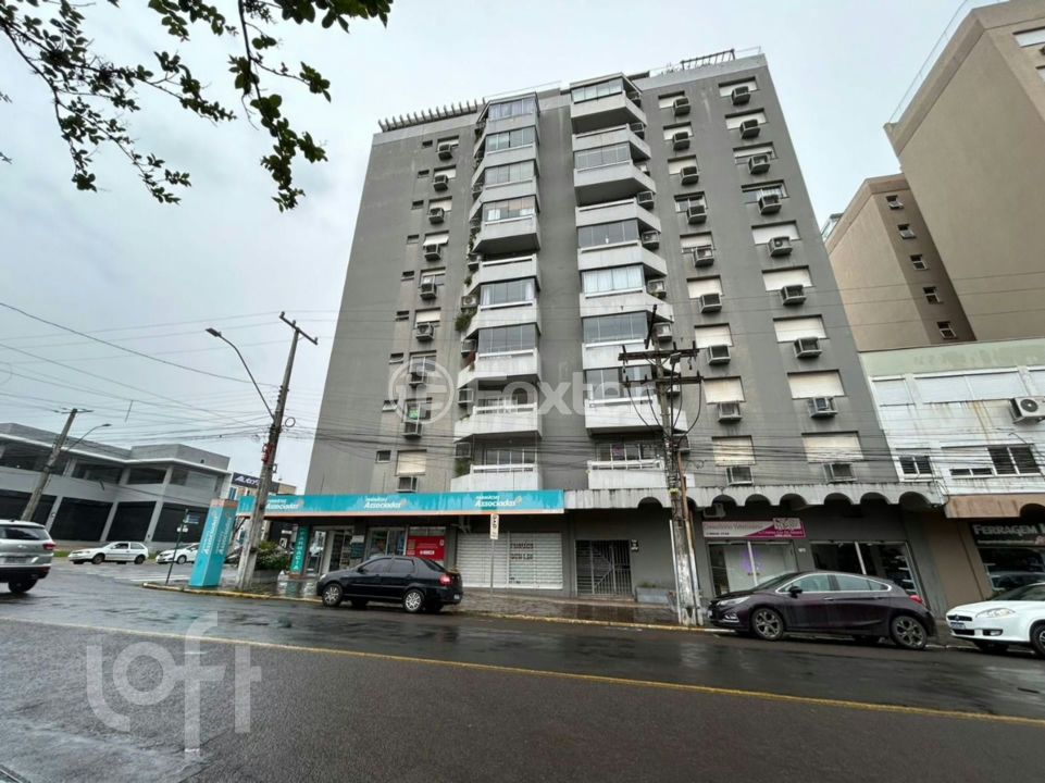 Apartamento à venda com 3 quartos, 118m² - Foto 1